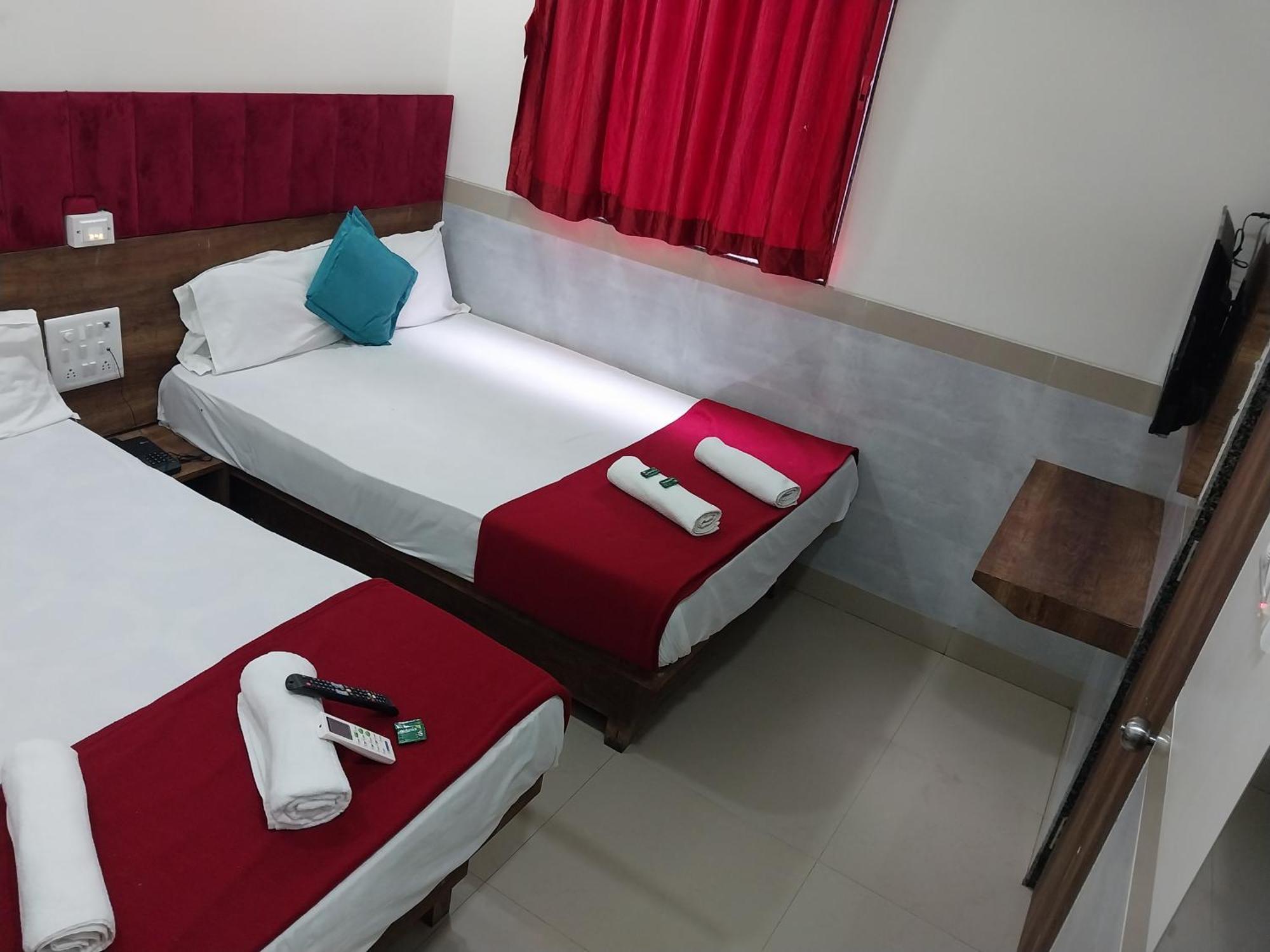 Hotel New Balaji Residency Bombay Esterno foto