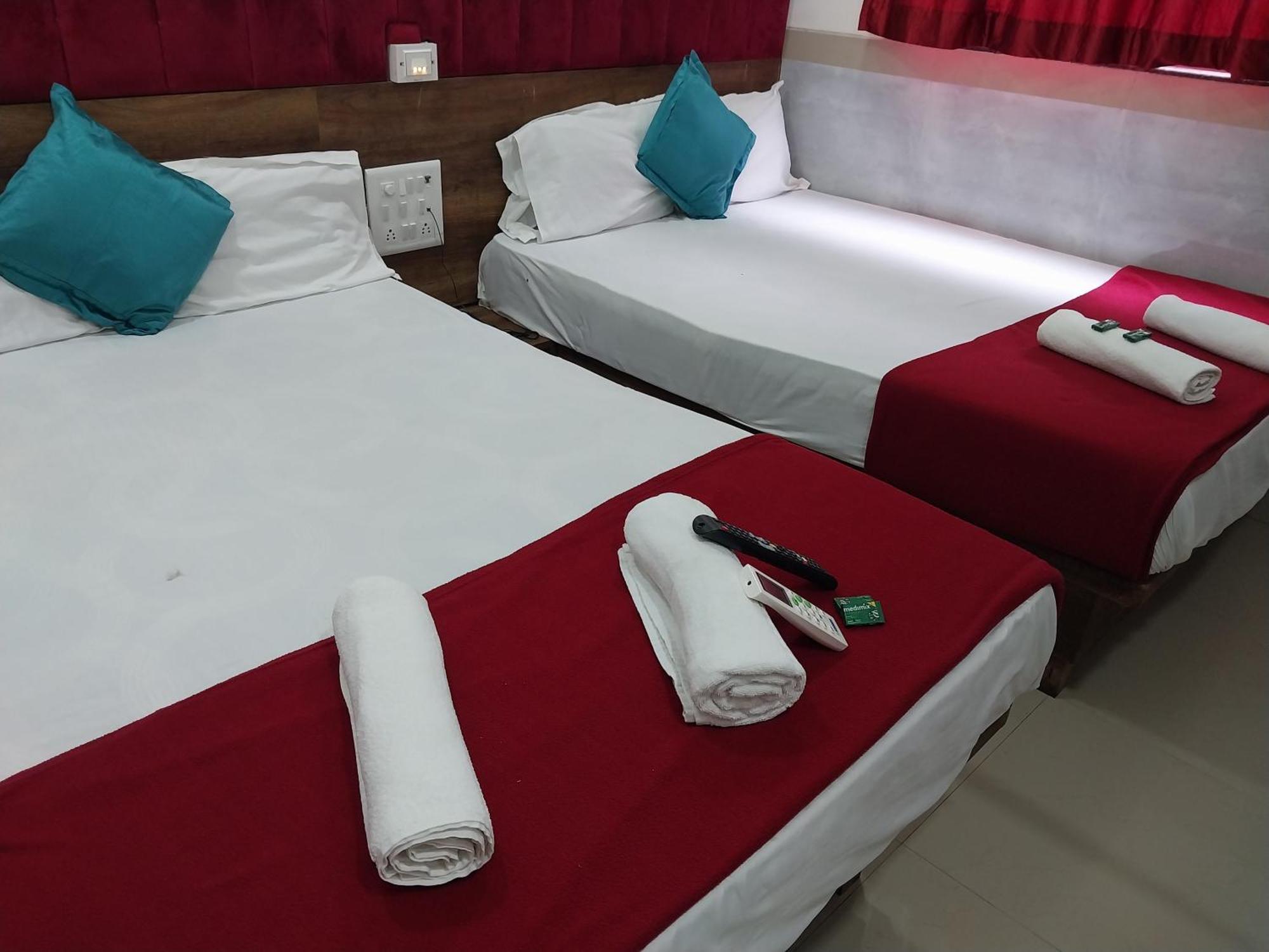 Hotel New Balaji Residency Bombay Esterno foto