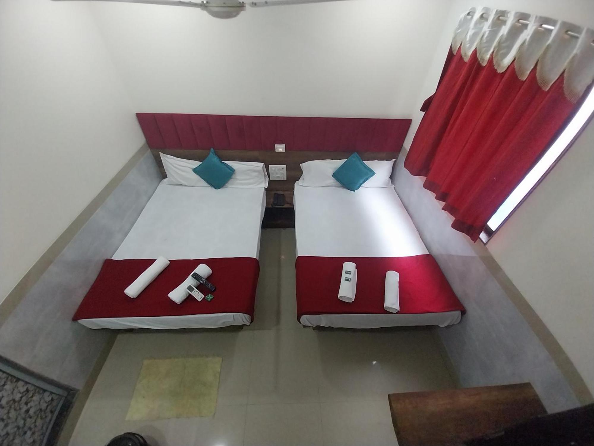 Hotel New Balaji Residency Bombay Esterno foto